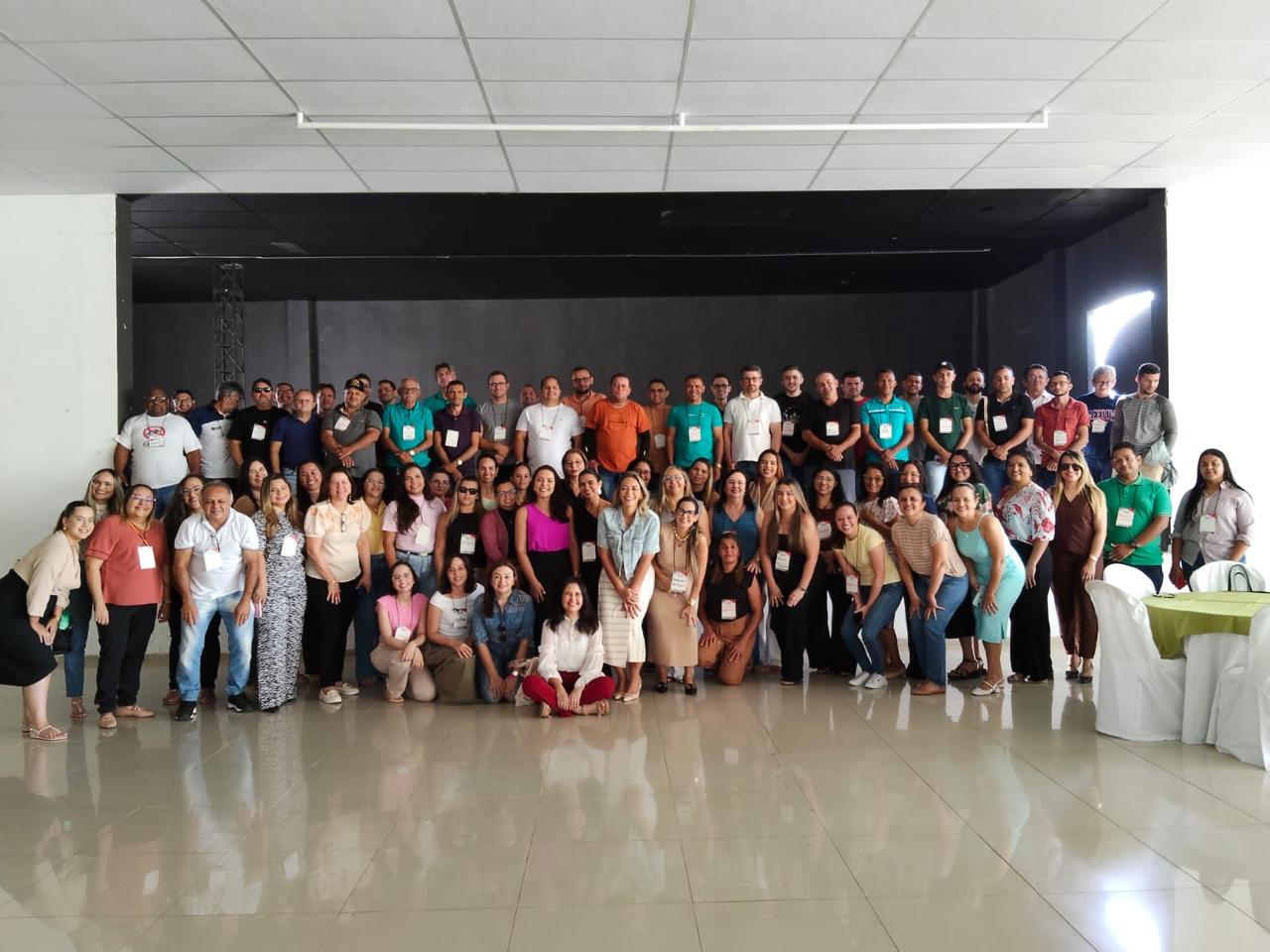 Equipe de São Domingos conclui capacitação sobre atualização de Códigos Sanitários em Patos